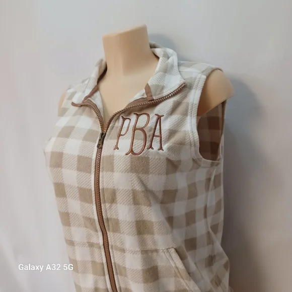 MarleyLilly Women Size M Plaid Sleeveless Zip-Up Vest Offer Are Welcome - Picture 4 of 14